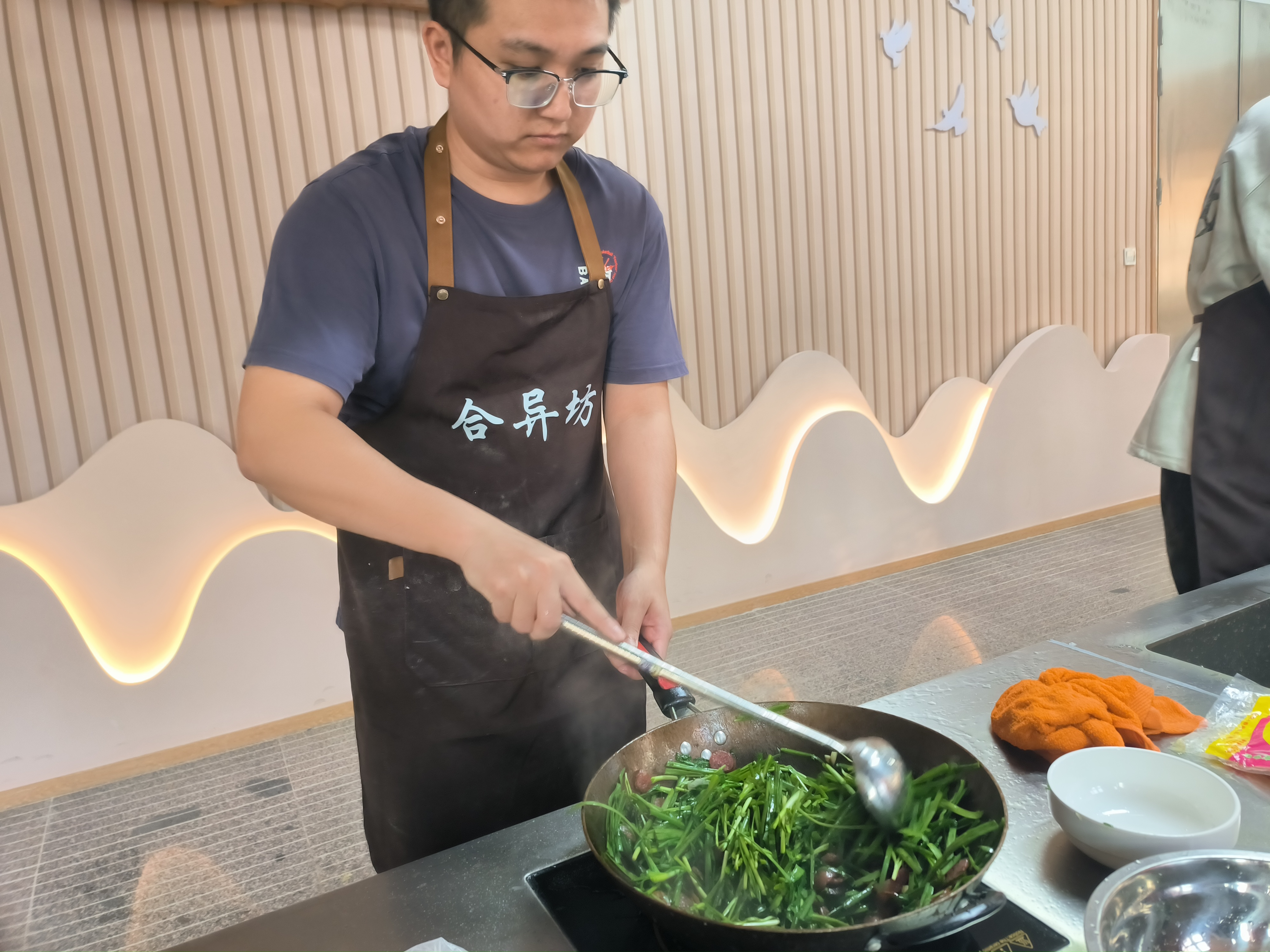 1730806279949516.jpg 2.jpg