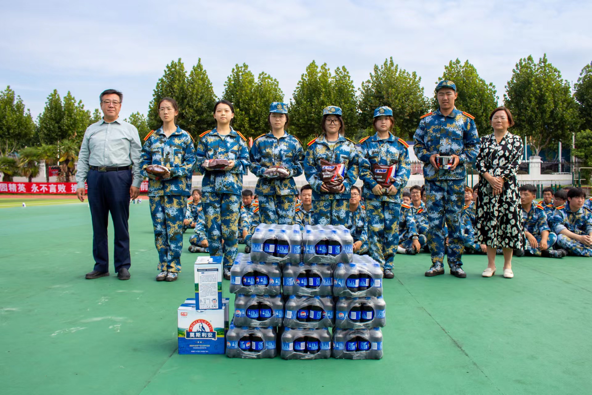 1727695406178490.jpg 5.jpg