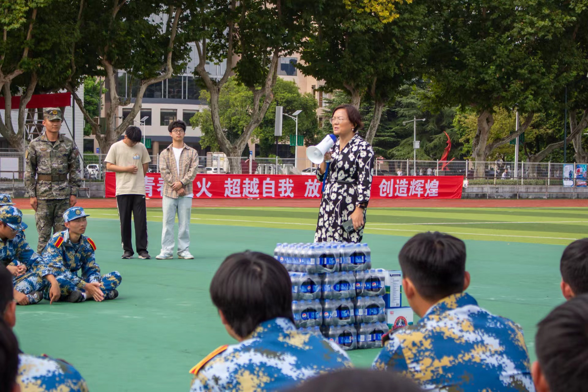 1727695400193139.jpg 4.jpg